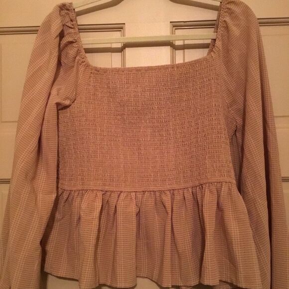 Mittoshop Women's Beige Smocked Flowy Top - Picture 3 of 6